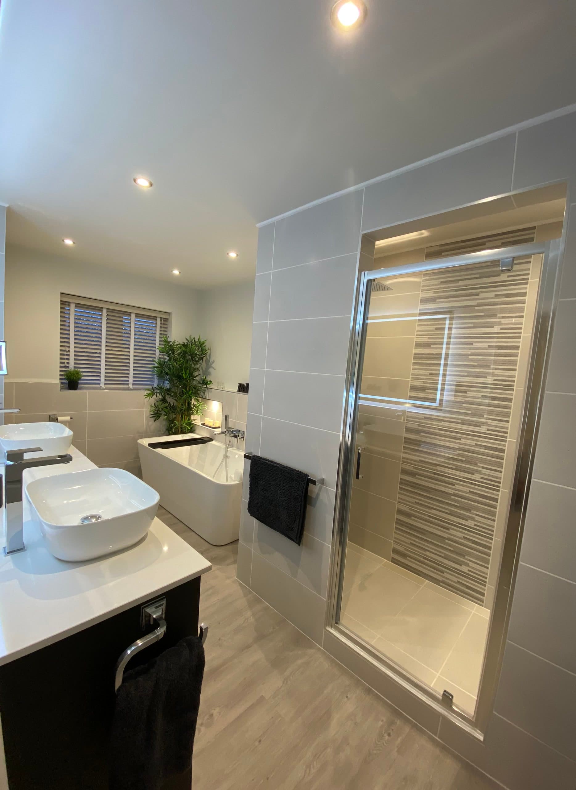 Mr & Mrs Taylor - En-suite detail 1