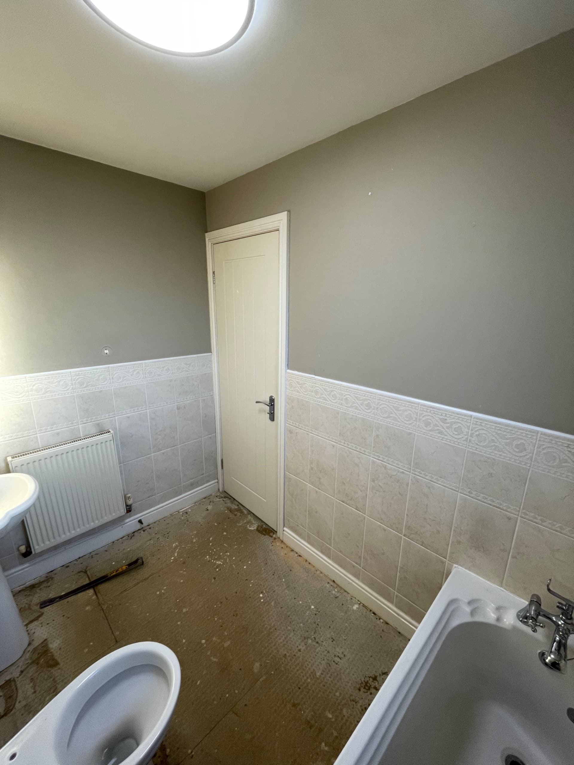 Mr & Mrs Parrington Main Bathroom detail 3